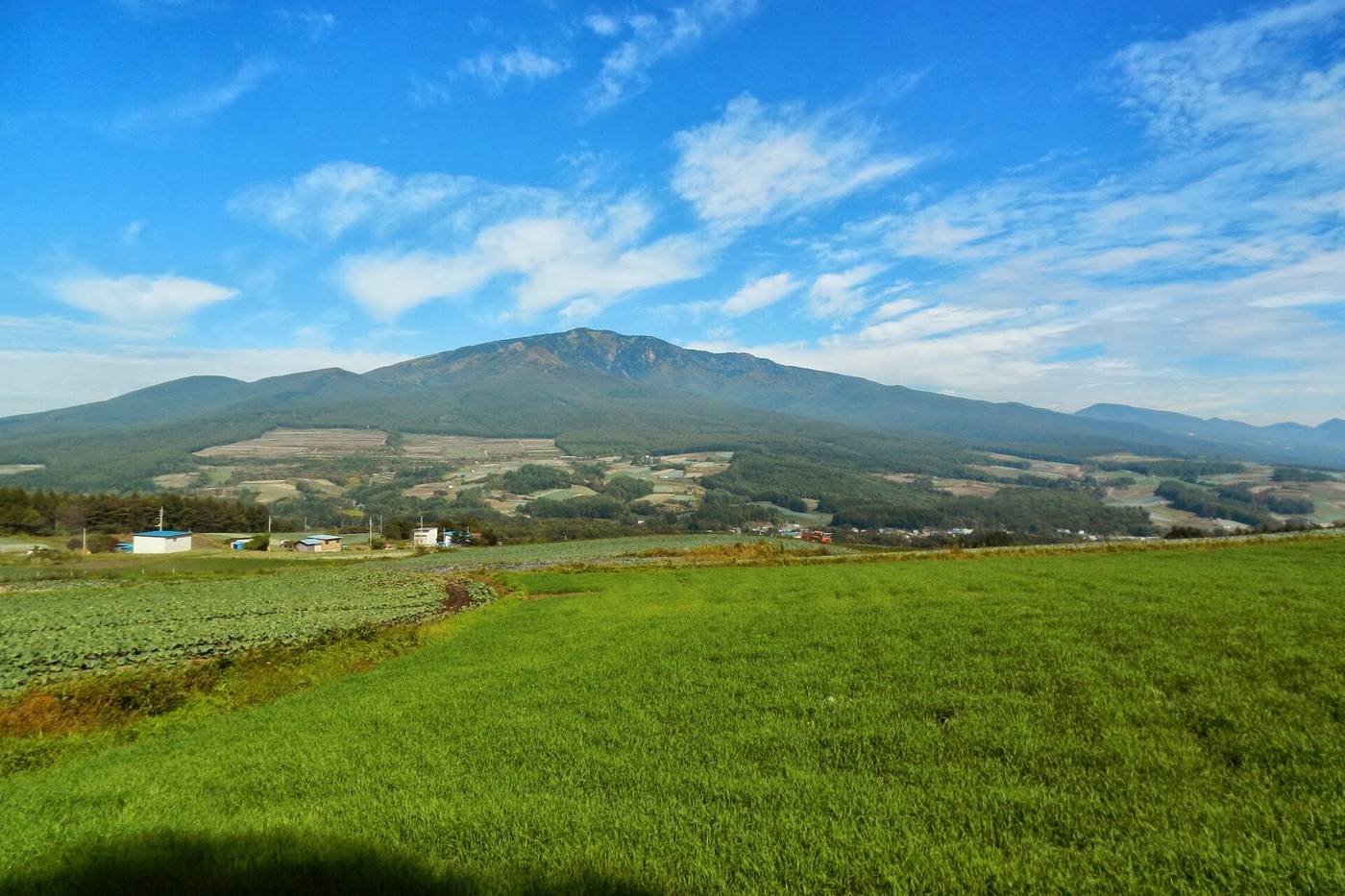 四阿山