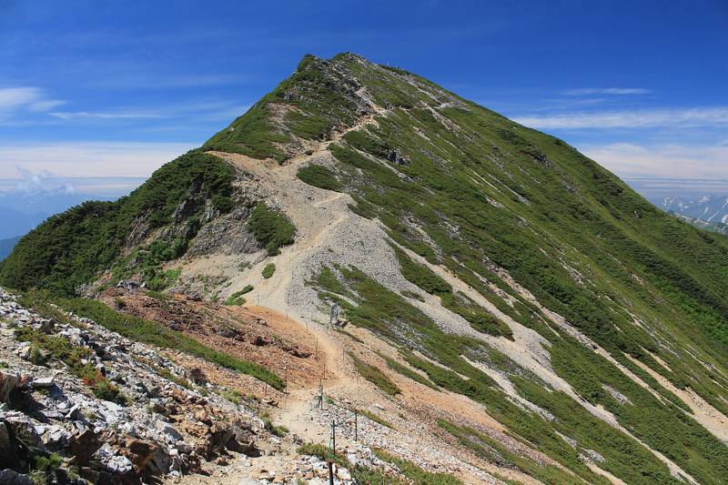 爺ヶ岳の南峰