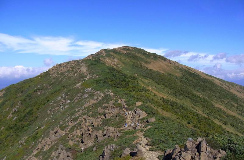 至仏山